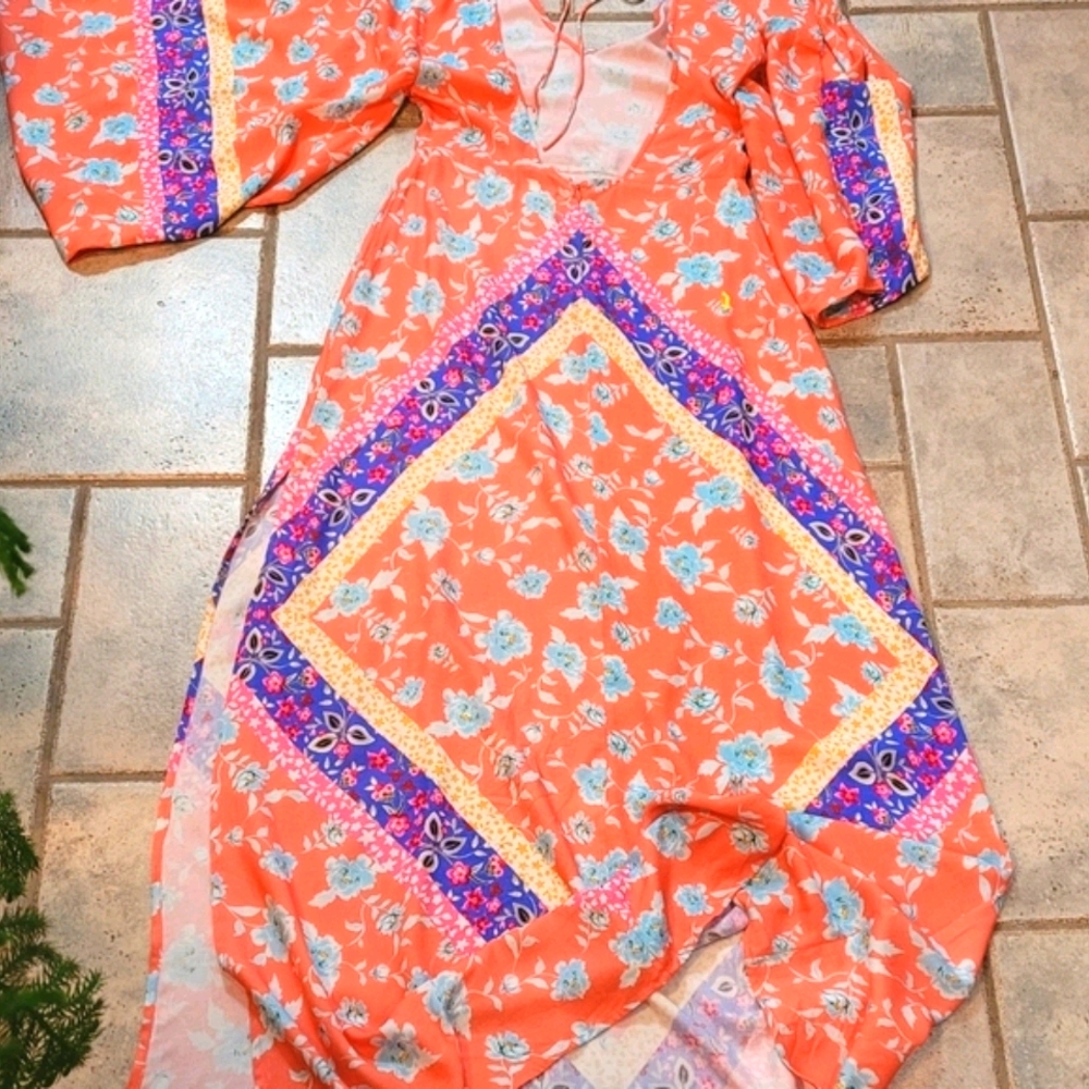 🤑SOLD🤑Lovers And Friends Better Vibes Dress - Picture 9 of 14